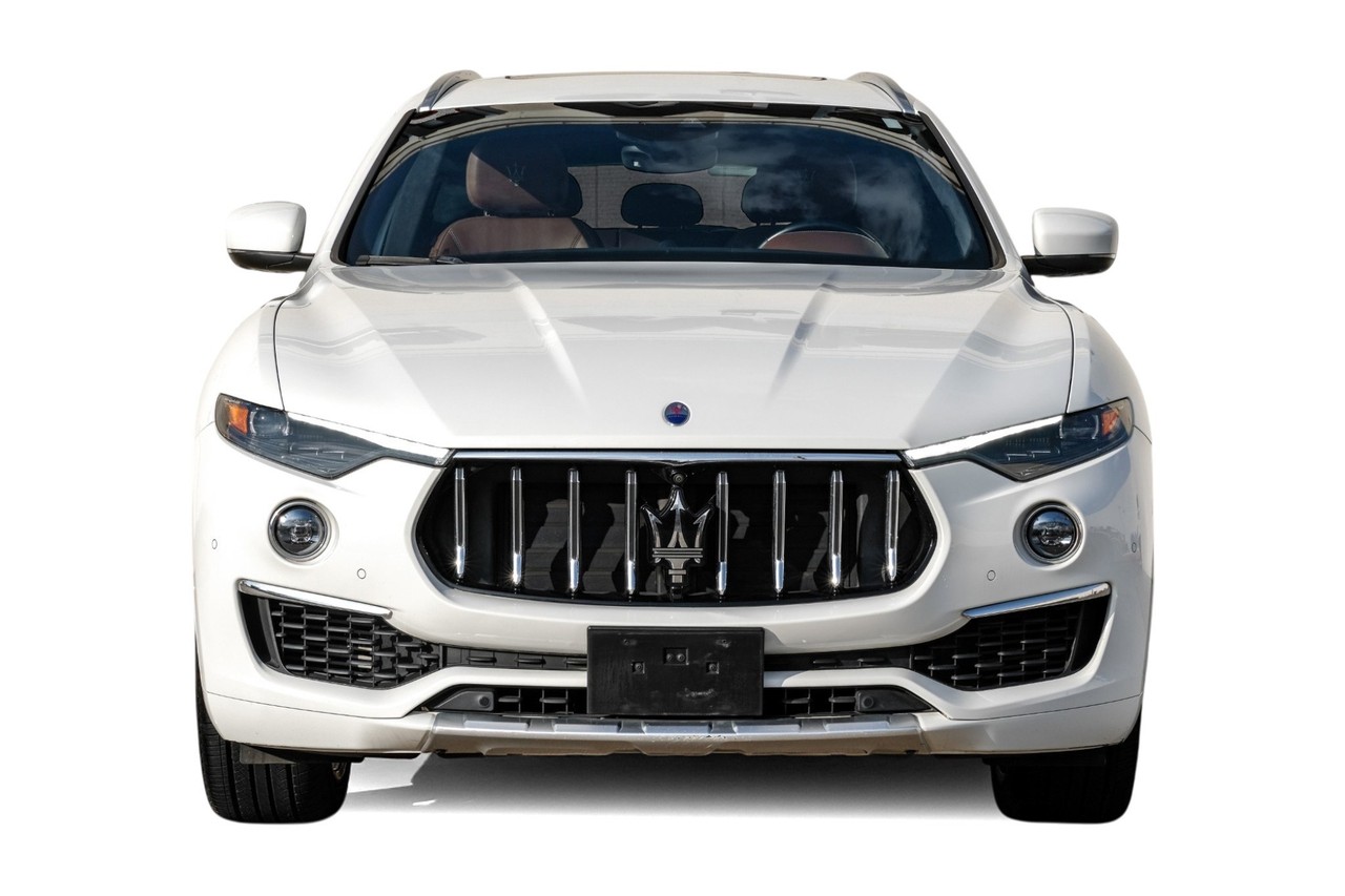 Maserati Levante Vehicle Main Gallery Image 06