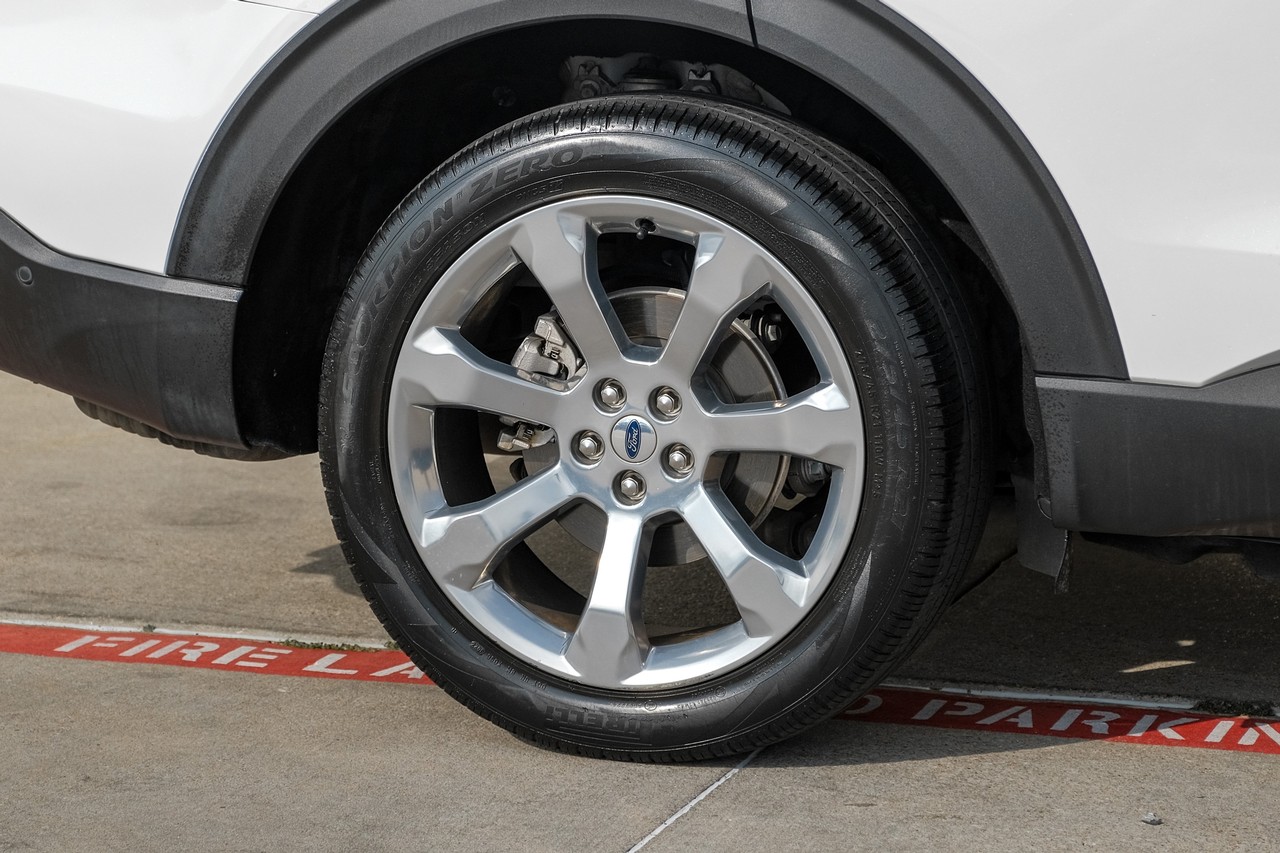 Ford Explorer Vehicle Main Gallery Image 55