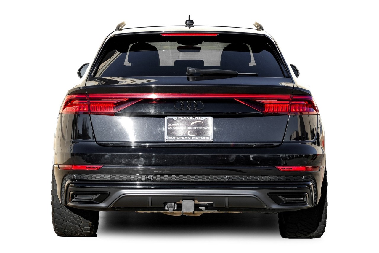 Audi Q8 Vehicle Main Gallery Image 10