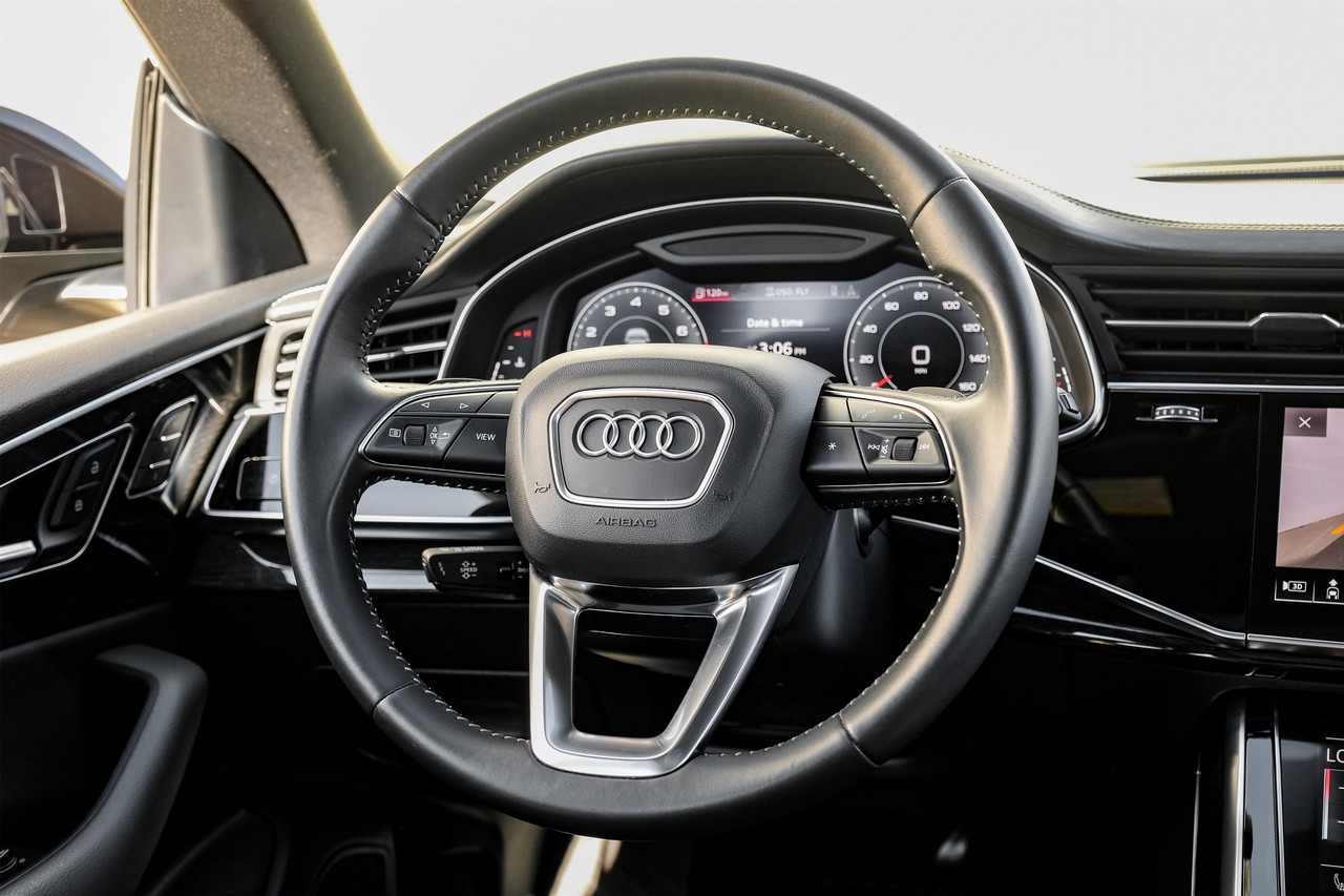 Audi Q8 Vehicle Main Gallery Image 15