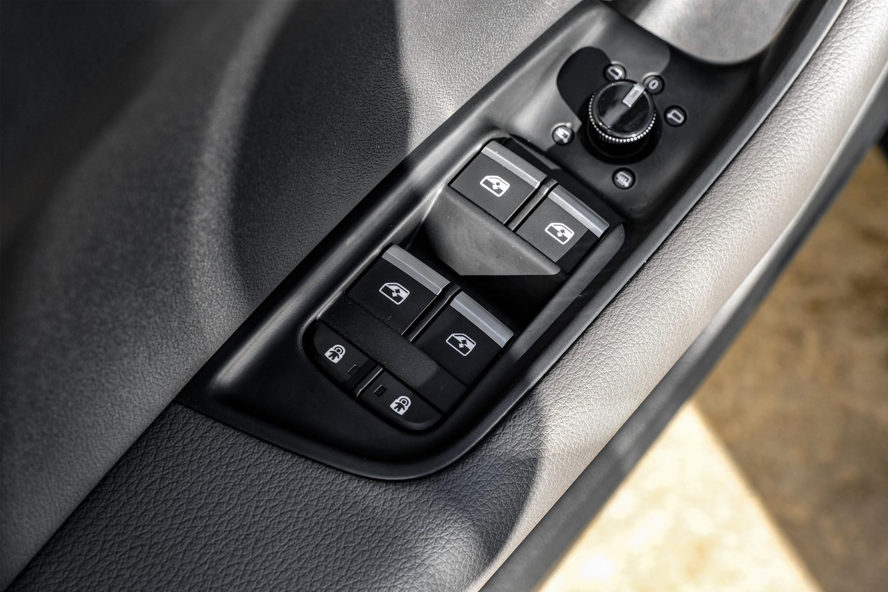 Audi Q8 Vehicle Main Gallery Image 40