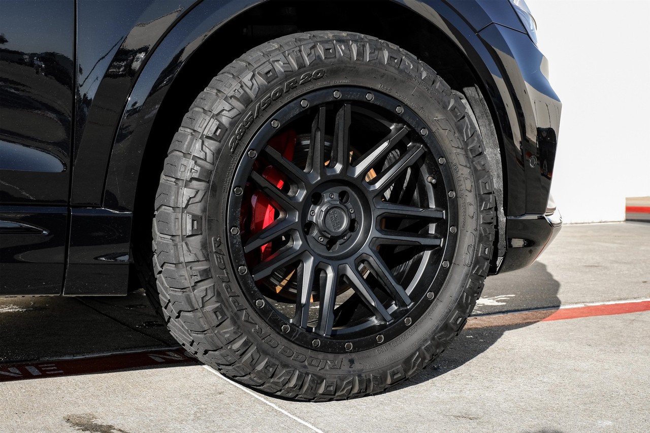 Audi Q8 Vehicle Main Gallery Image 49