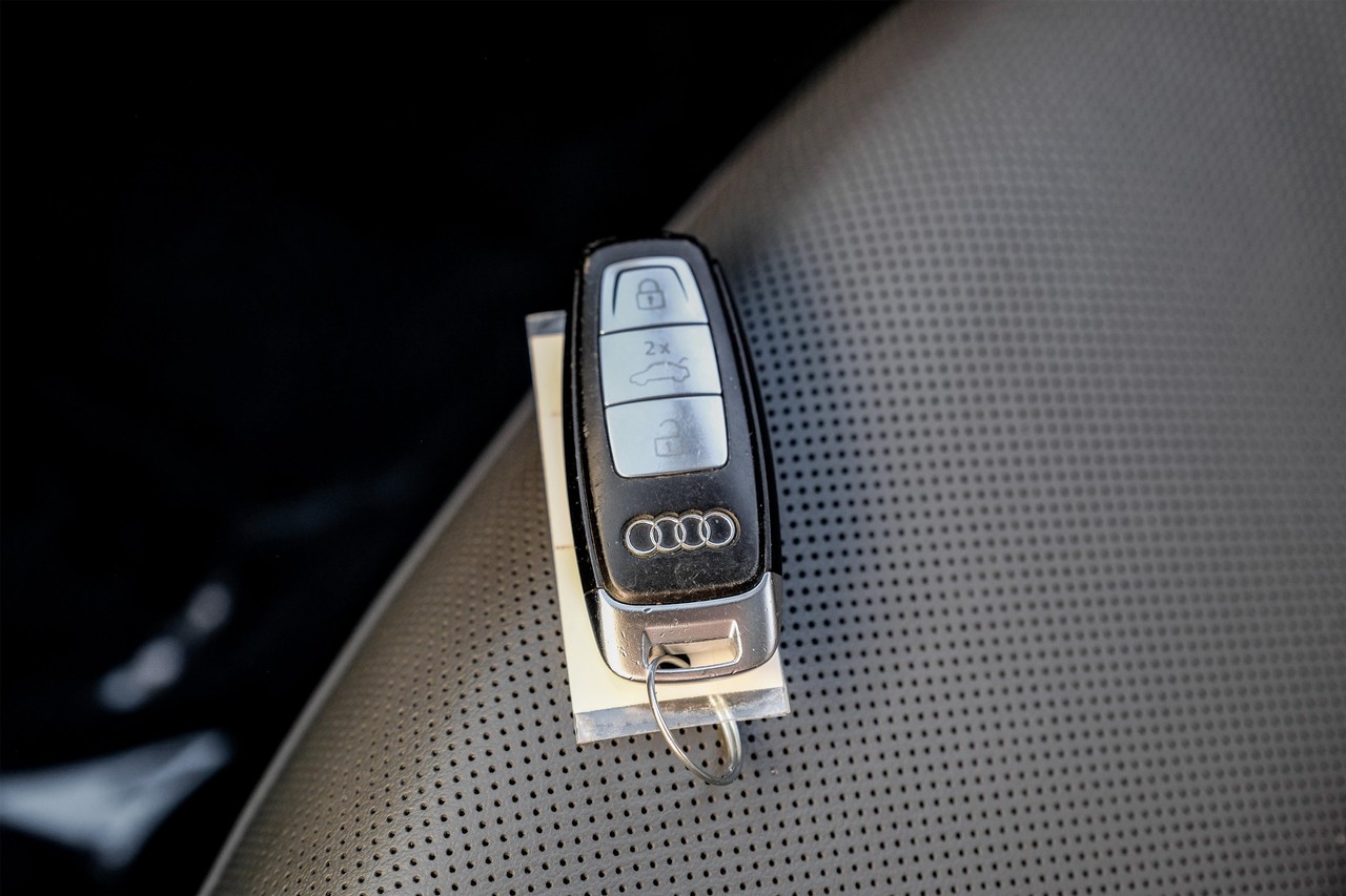 Audi Q8 Vehicle Main Gallery Image 52