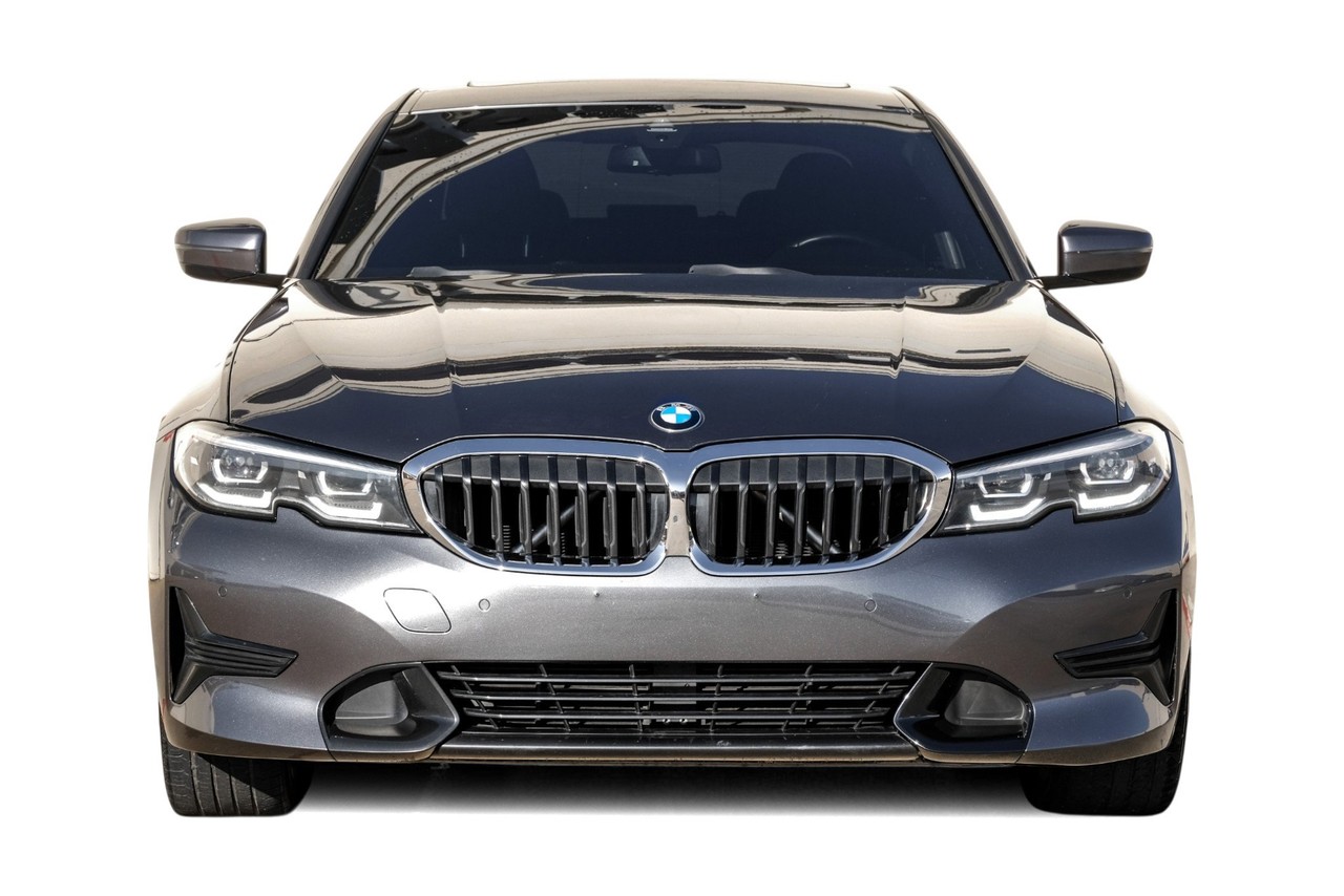 BMW 3 Series Vehicle Main Gallery Image 06