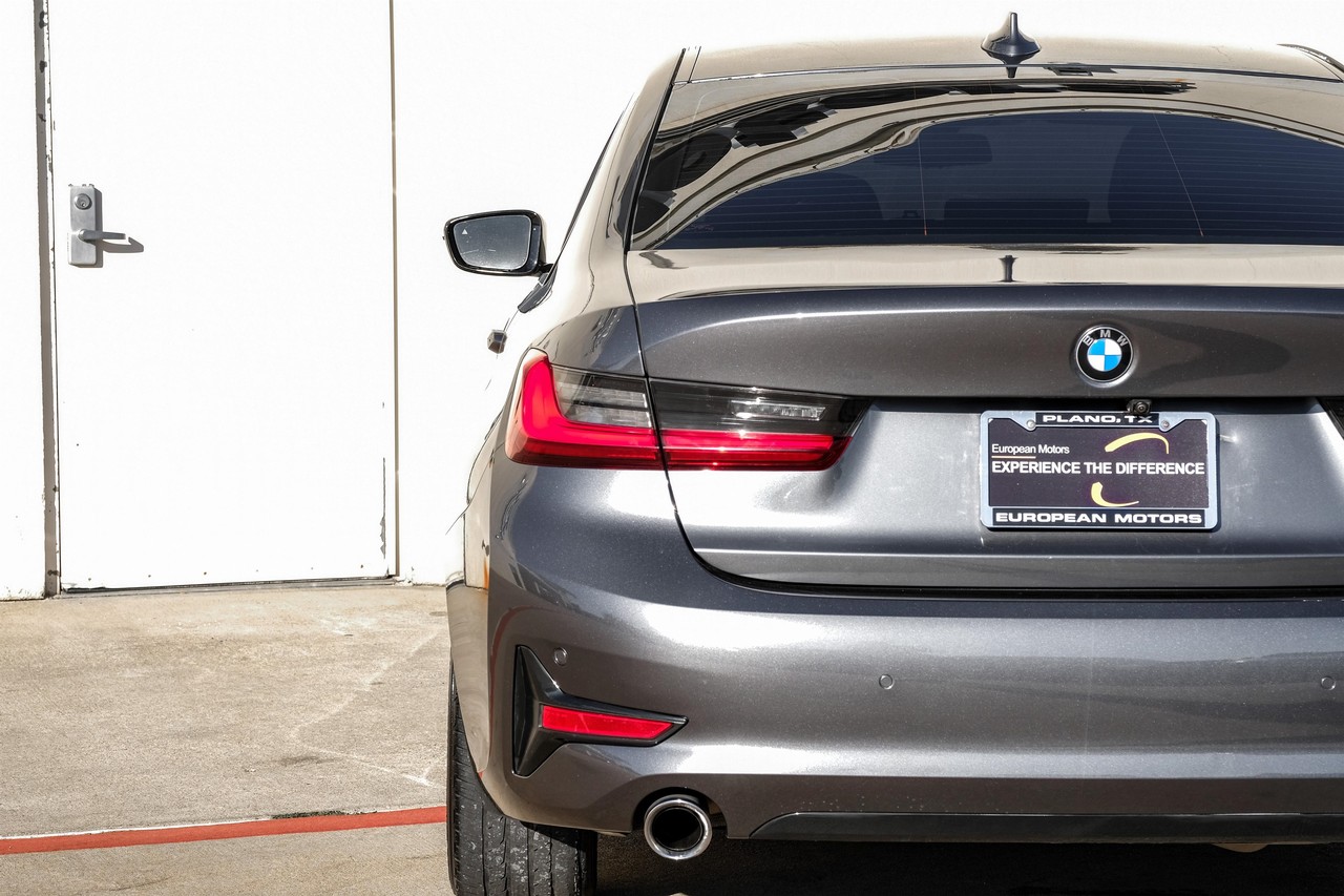 BMW 3 Series Vehicle Main Gallery Image 44