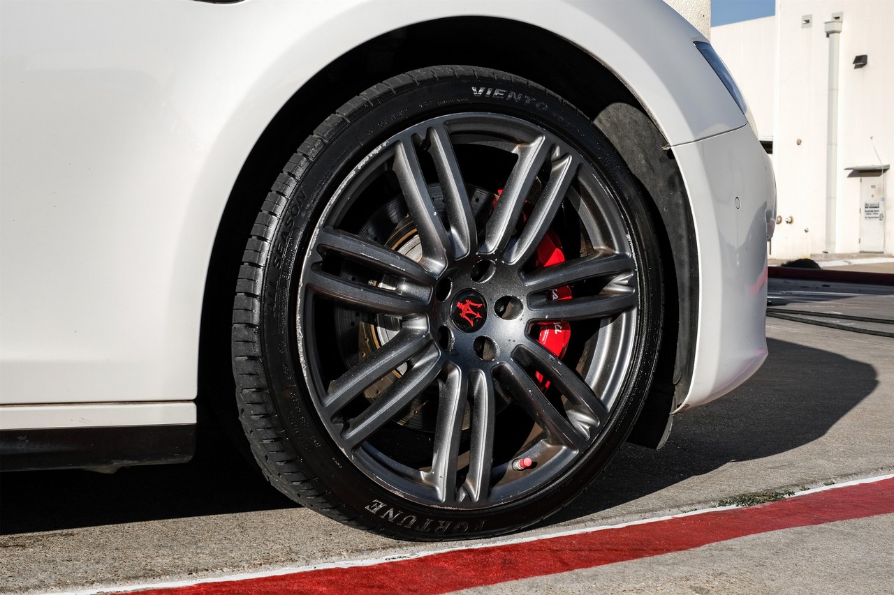 Maserati Ghibli Vehicle Main Gallery Image 50