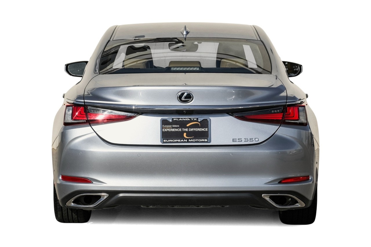 Lexus ES 350 Vehicle Main Gallery Image 10