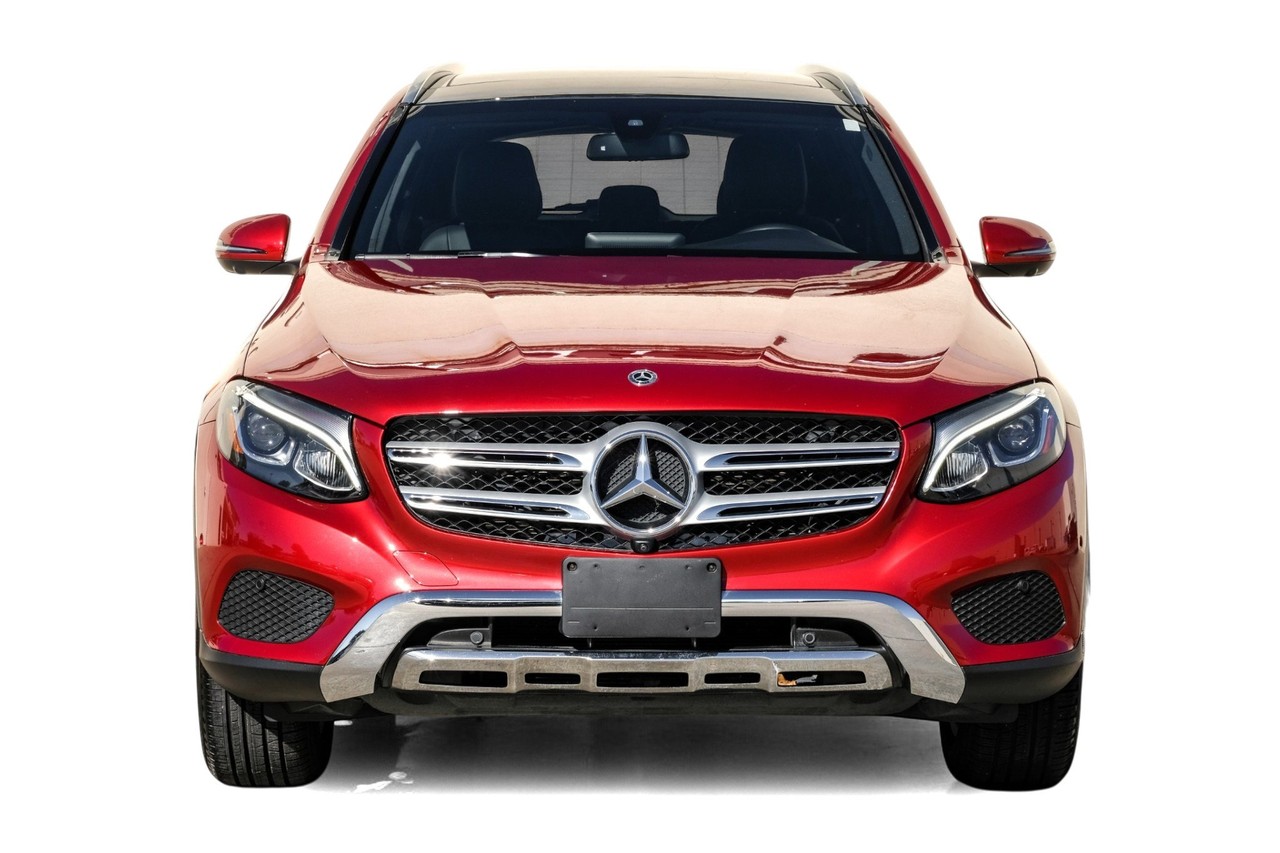 Mercedes-Benz GLC Vehicle Main Gallery Image 06