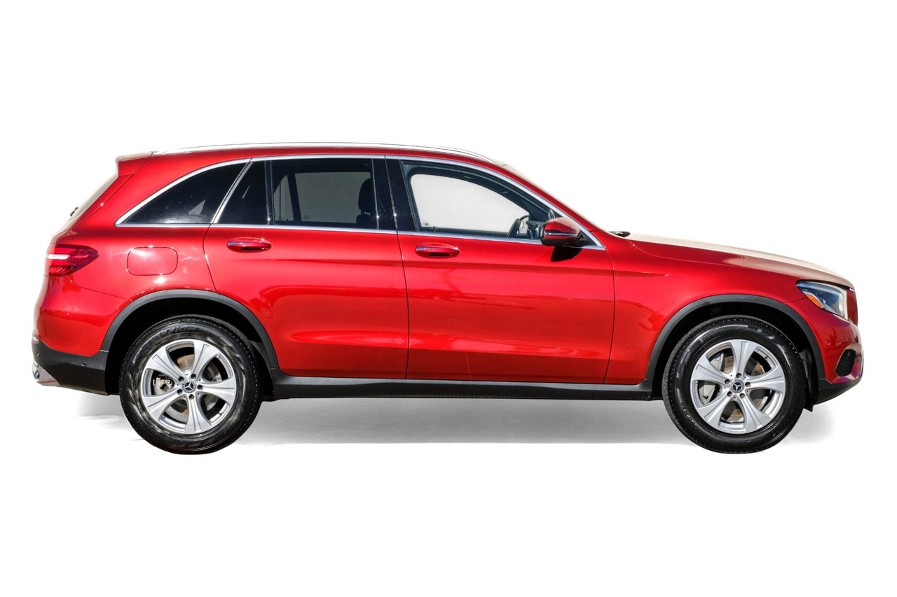 Mercedes-Benz GLC Vehicle Main Gallery Image 08