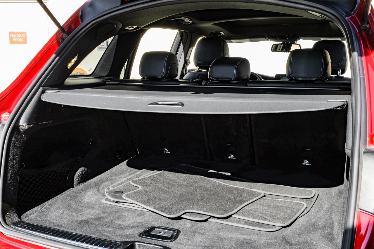 Mercedes-Benz GLC Vehicle Main Gallery Image 47