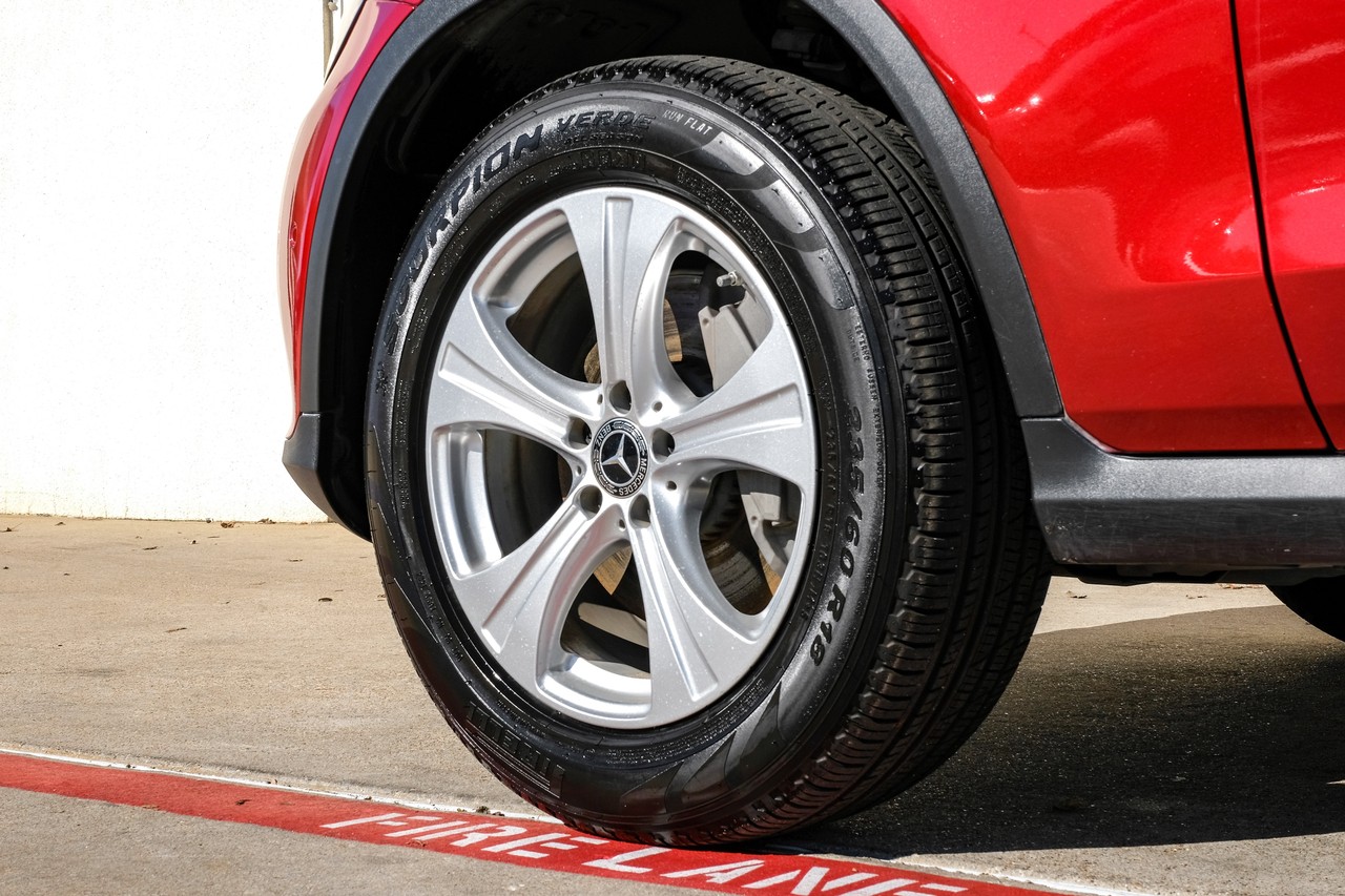 Mercedes-Benz GLC Vehicle Main Gallery Image 51