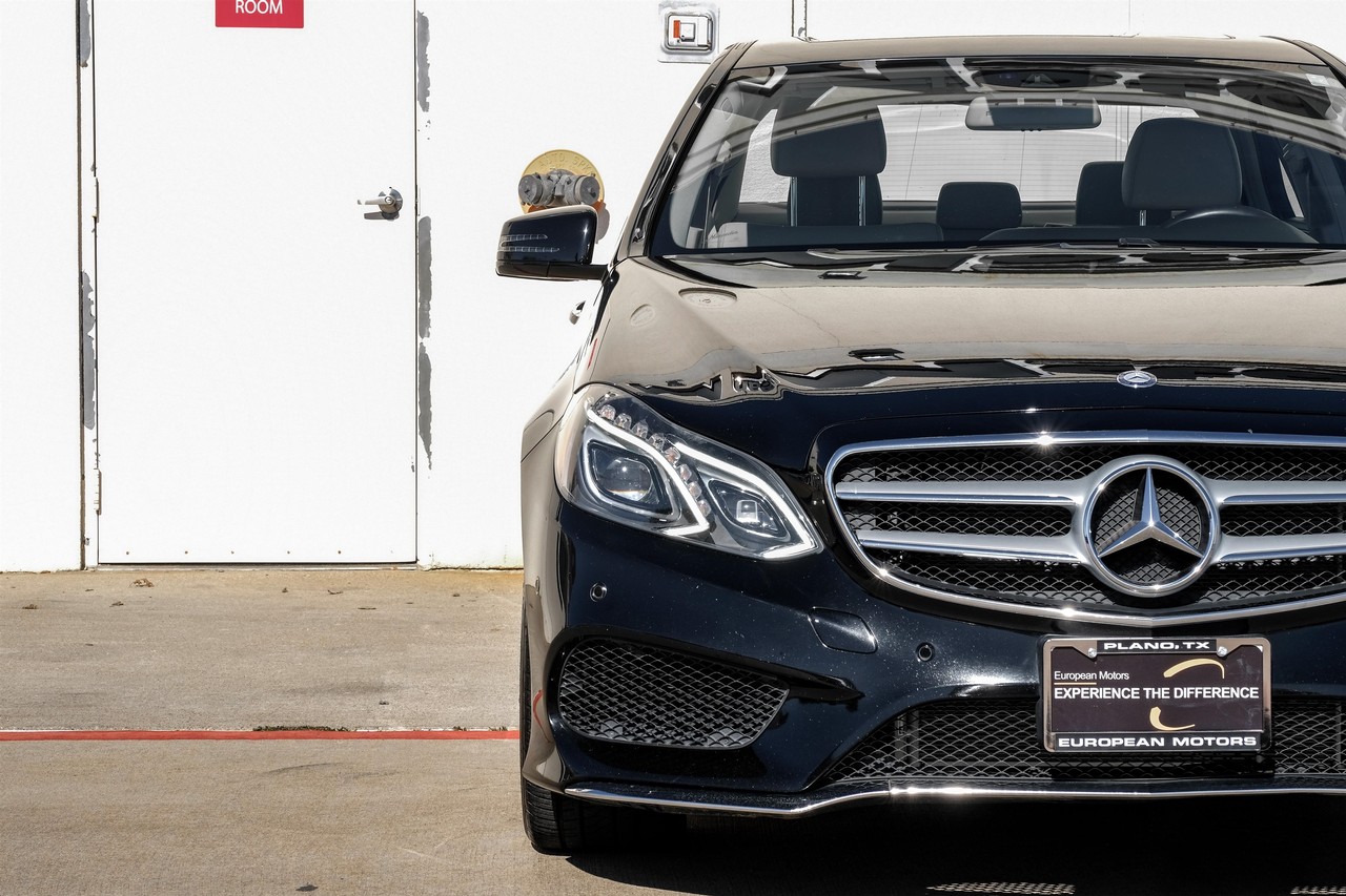 Mercedes-Benz E-Class Vehicle Main Gallery Image 46