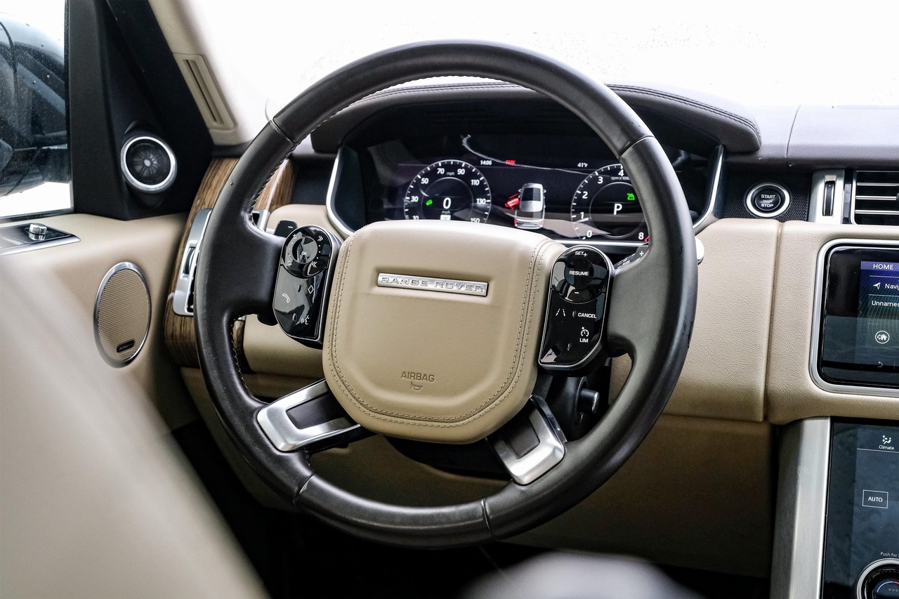 Land Rover Range Rover Vehicle Main Gallery Image 16