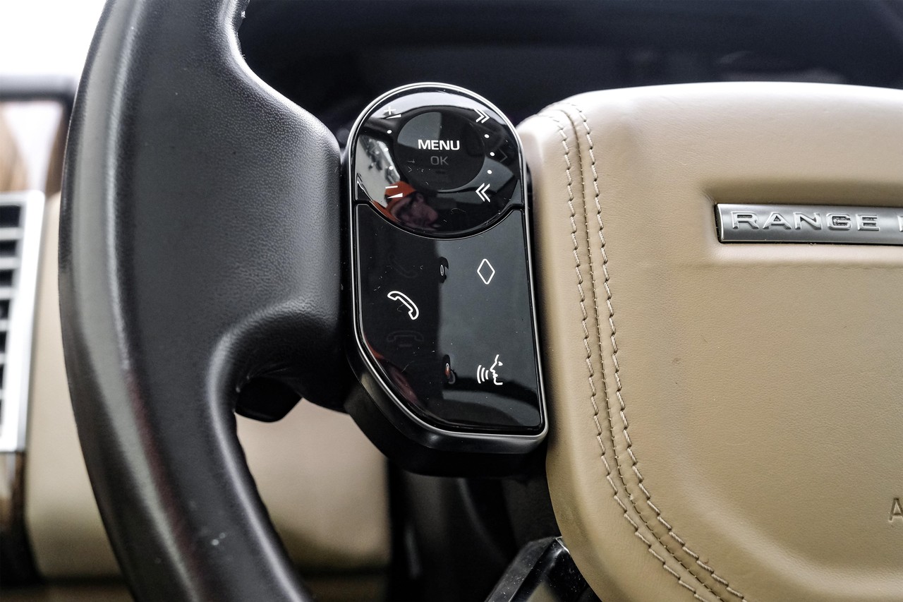 Land Rover Range Rover Vehicle Main Gallery Image 17