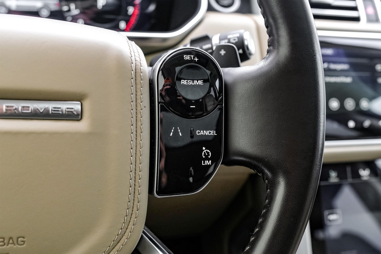 Land Rover Range Rover Vehicle Main Gallery Image 18