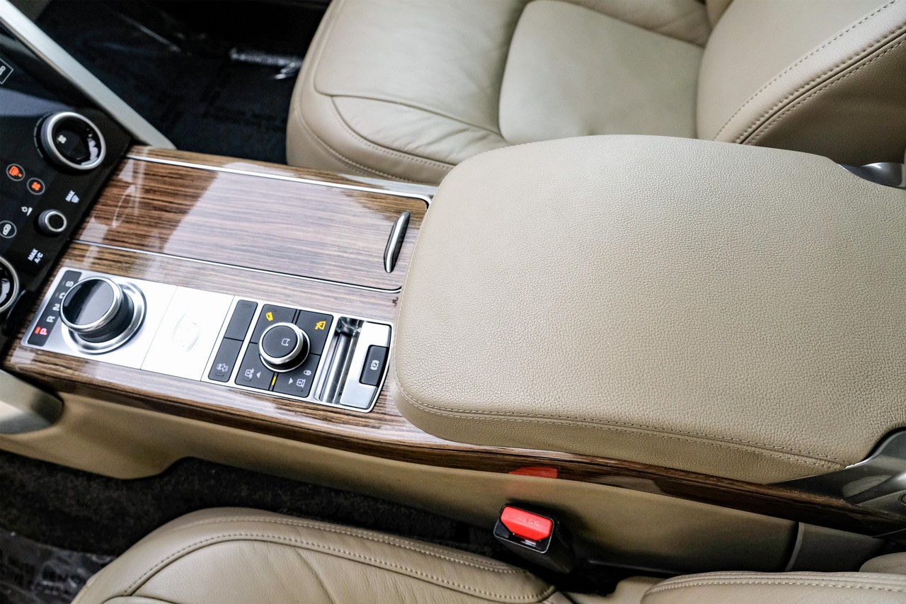 Land Rover Range Rover Vehicle Main Gallery Image 26