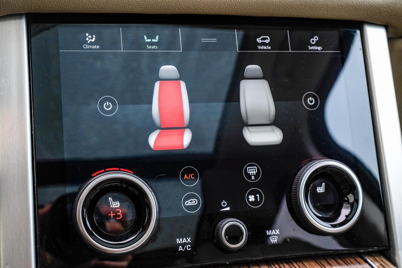 Land Rover Range Rover Vehicle Main Gallery Image 31