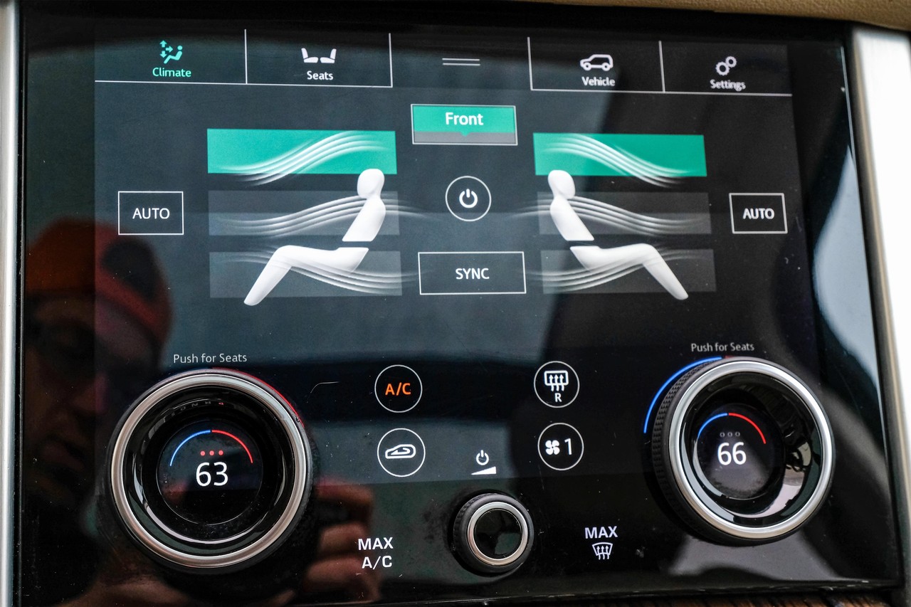 Land Rover Range Rover Vehicle Main Gallery Image 33