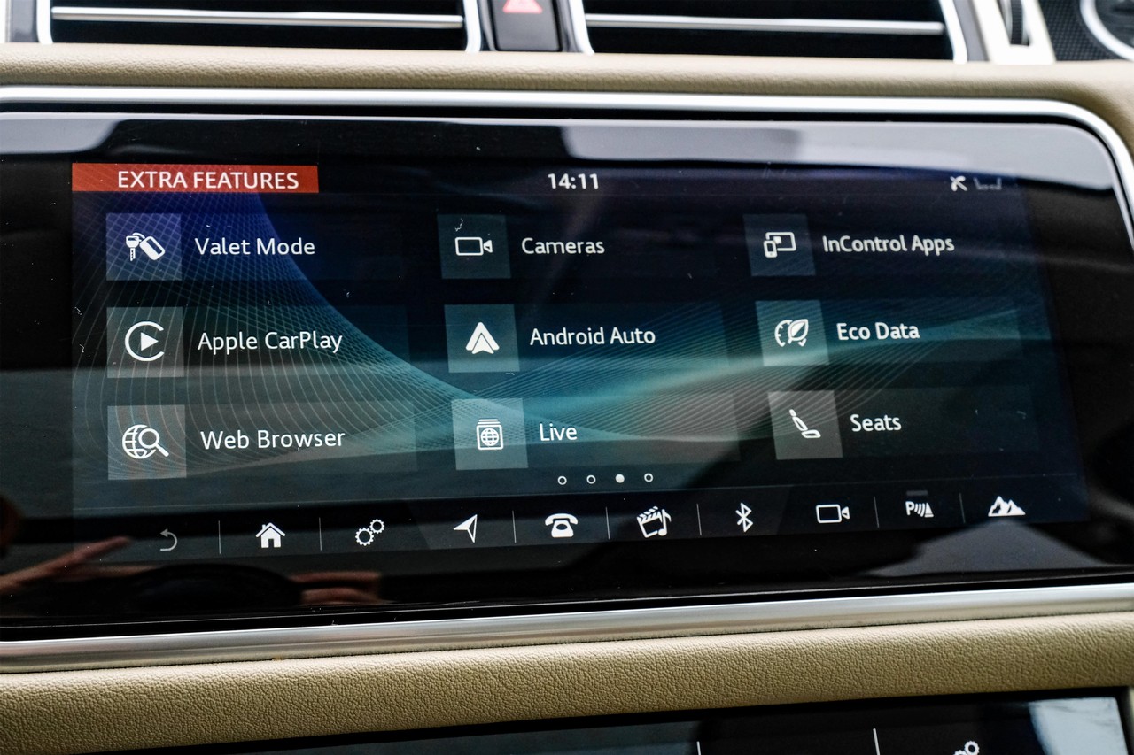 Land Rover Range Rover Vehicle Main Gallery Image 34