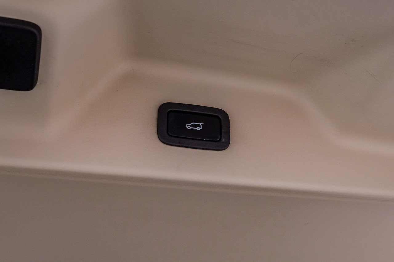 Land Rover Range Rover Vehicle Main Gallery Image 53