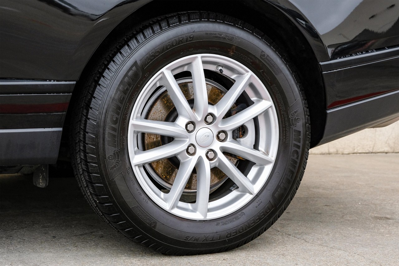 Land Rover Range Rover Vehicle Main Gallery Image 57