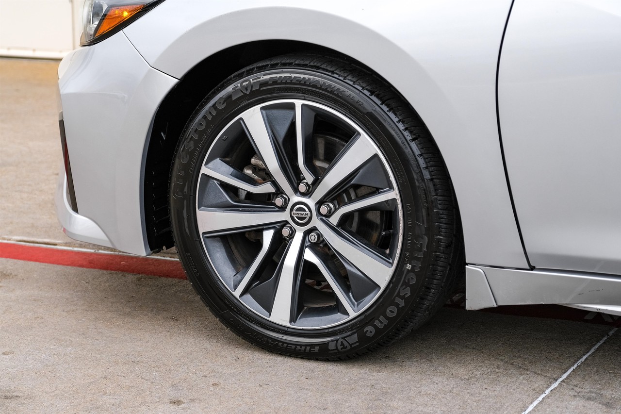 Nissan Maxima Vehicle Main Gallery Image 49