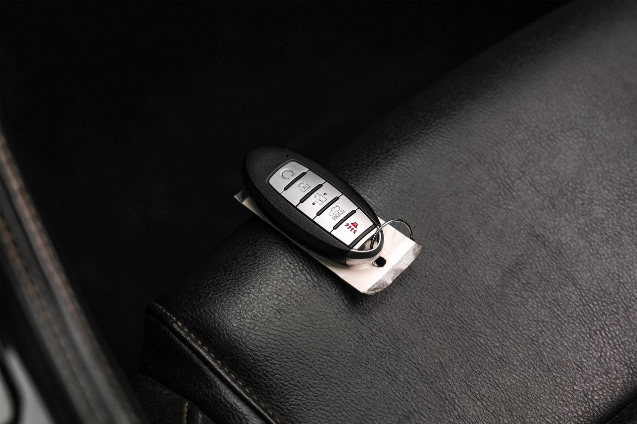 Nissan Maxima Vehicle Main Gallery Image 51