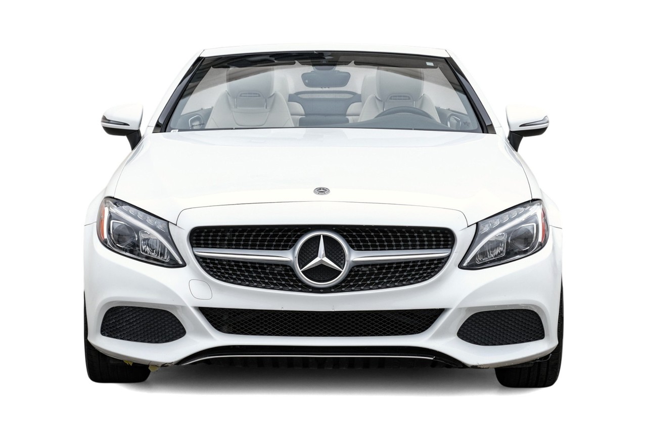 Mercedes-Benz C 300 Vehicle Main Gallery Image 07