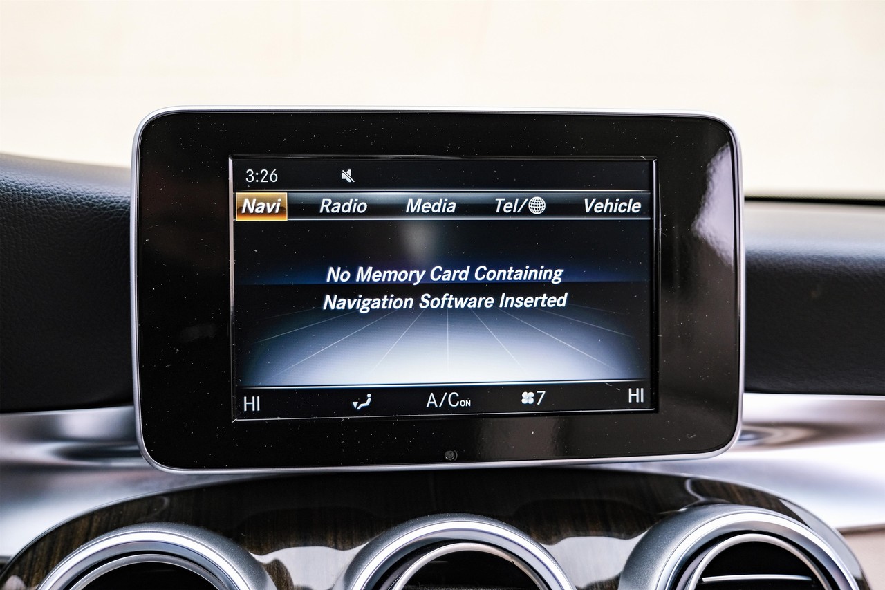 Mercedes-Benz C 300 Vehicle Main Gallery Image 29