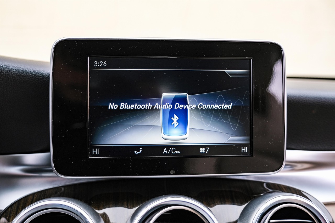 Mercedes-Benz C 300 Vehicle Main Gallery Image 30