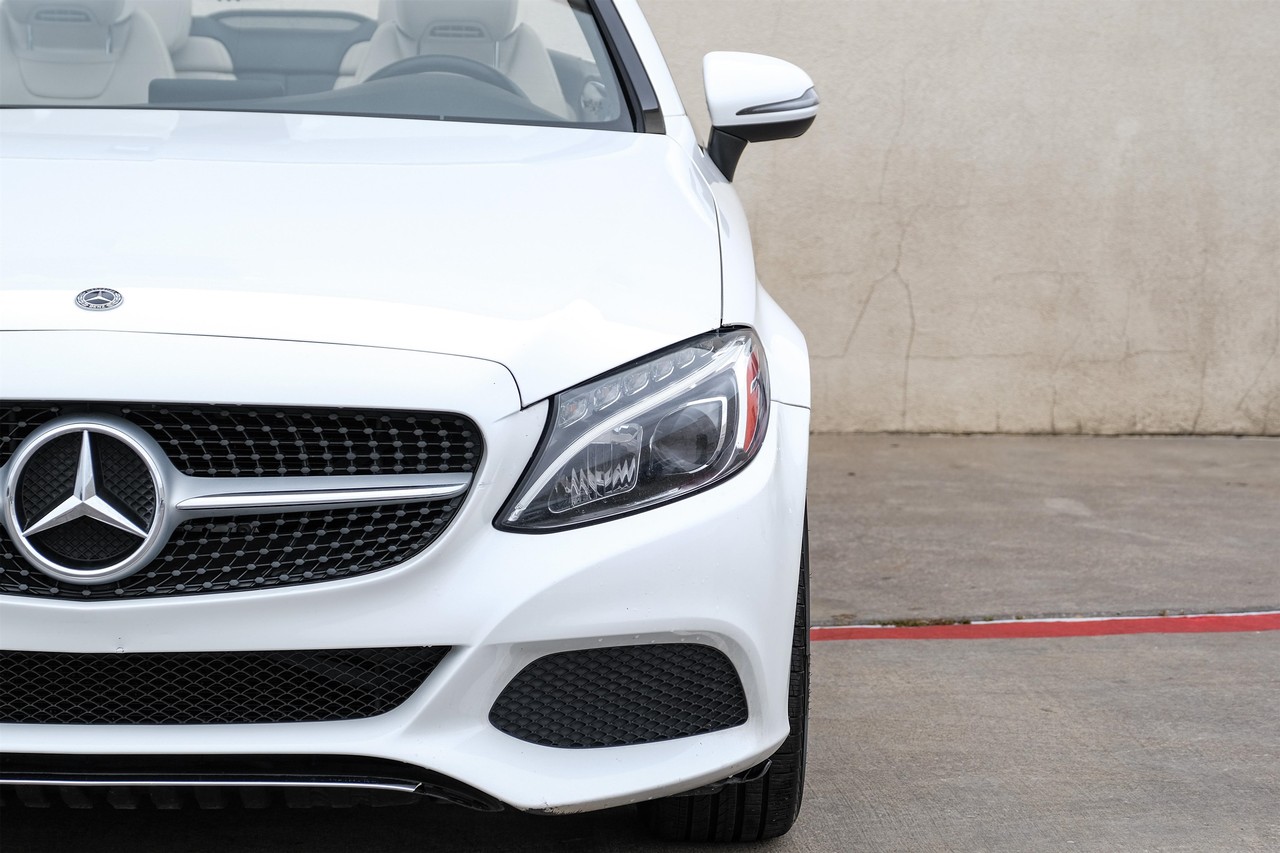 Mercedes-Benz C 300 Vehicle Main Gallery Image 42