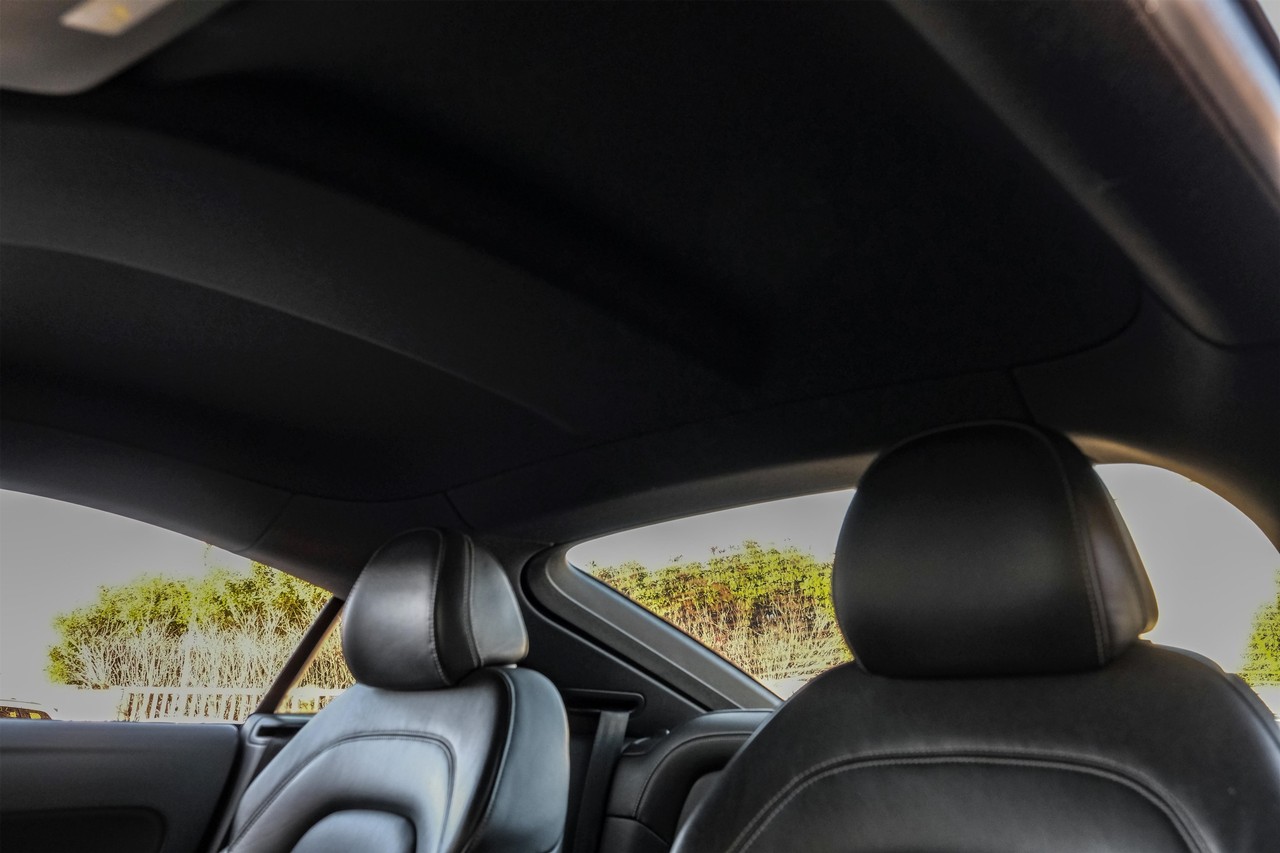 Audi TTS Vehicle Main Gallery Image 30