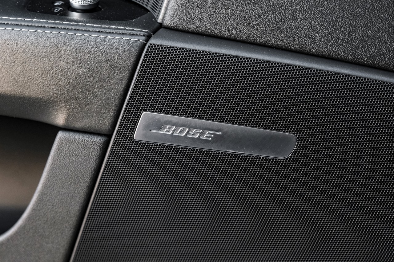 Audi TTS Vehicle Main Gallery Image 43