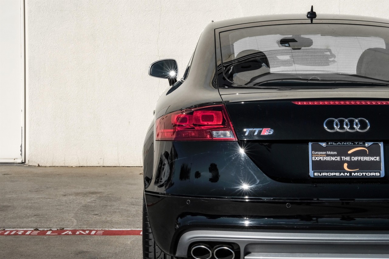 Audi TTS Vehicle Main Gallery Image 46
