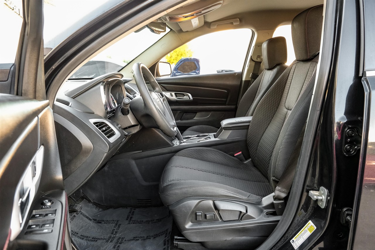 GMC Terrain Vehicle Main Gallery Image 04