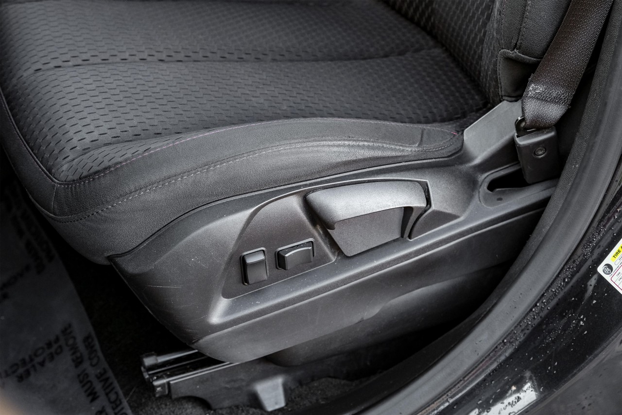 GMC Terrain Vehicle Main Gallery Image 31