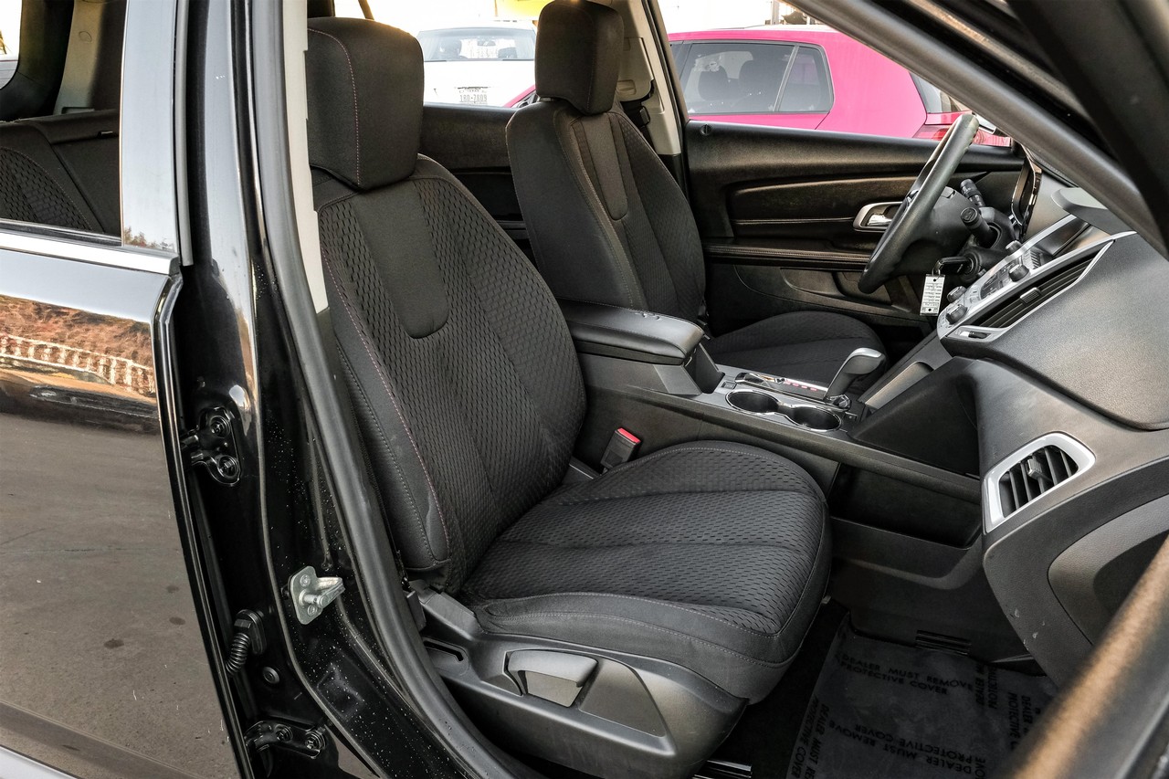 GMC Terrain Vehicle Main Gallery Image 33