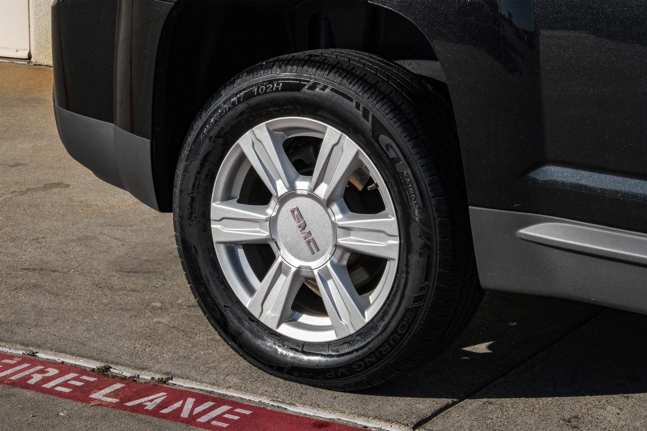 GMC Terrain Vehicle Main Gallery Image 53