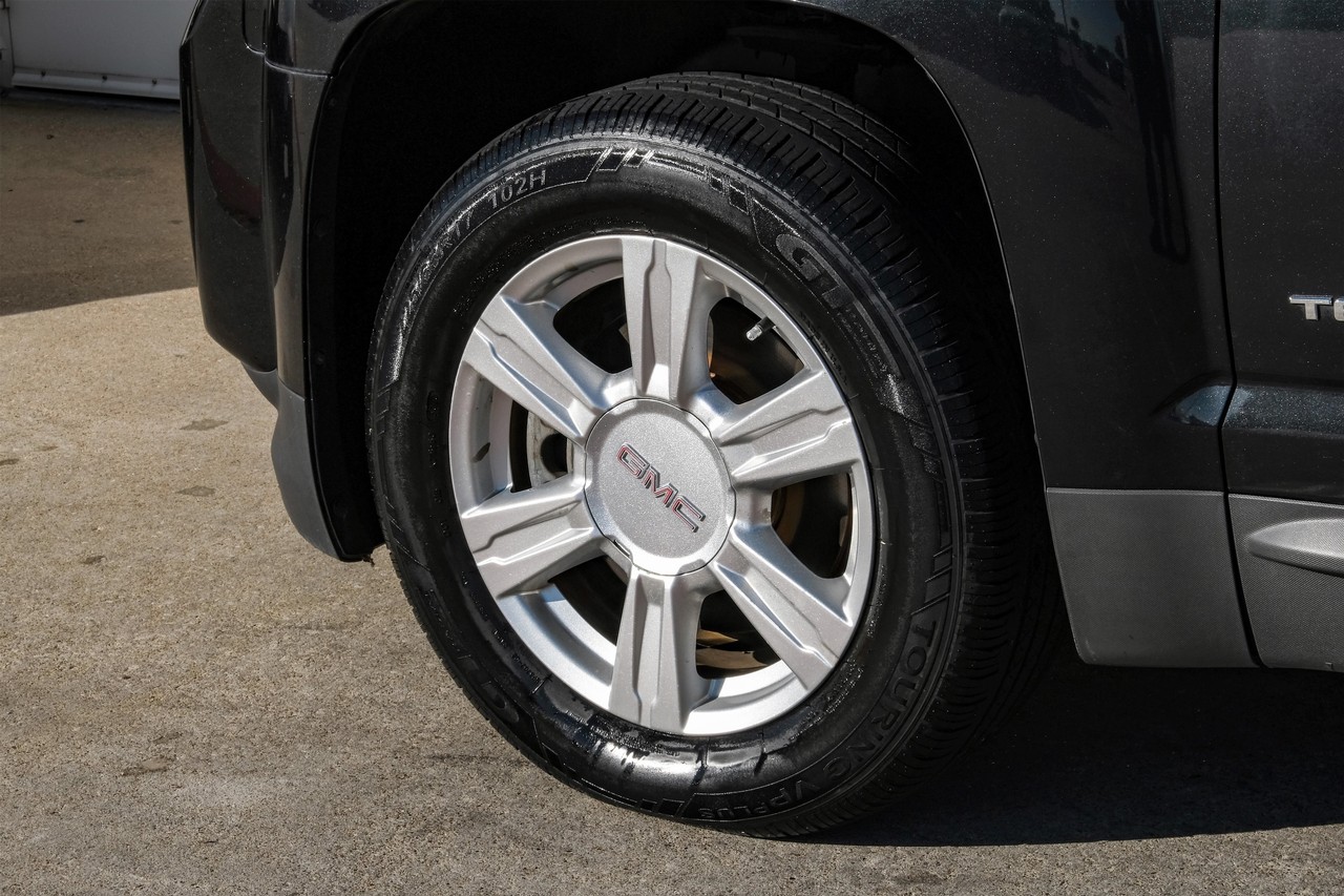 GMC Terrain Vehicle Main Gallery Image 55