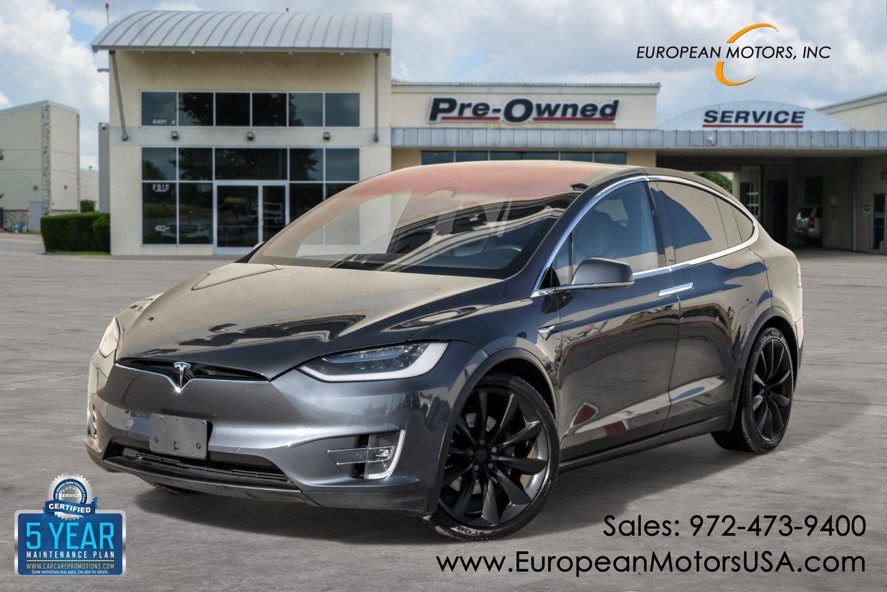 Tesla Model X Vehicle Main Gallery Image 01