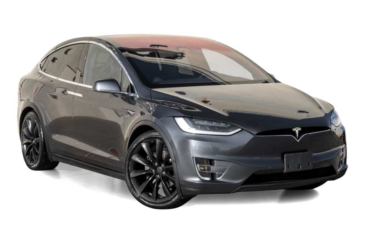 Tesla Model X Vehicle Main Gallery Image 07