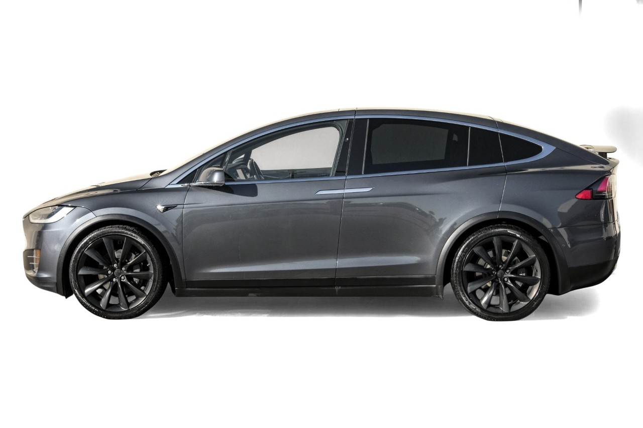 Tesla Model X Vehicle Main Gallery Image 12