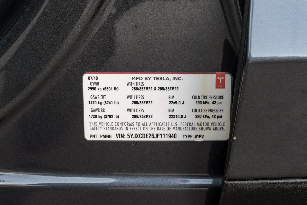 Tesla Model X Vehicle Main Gallery Image 67