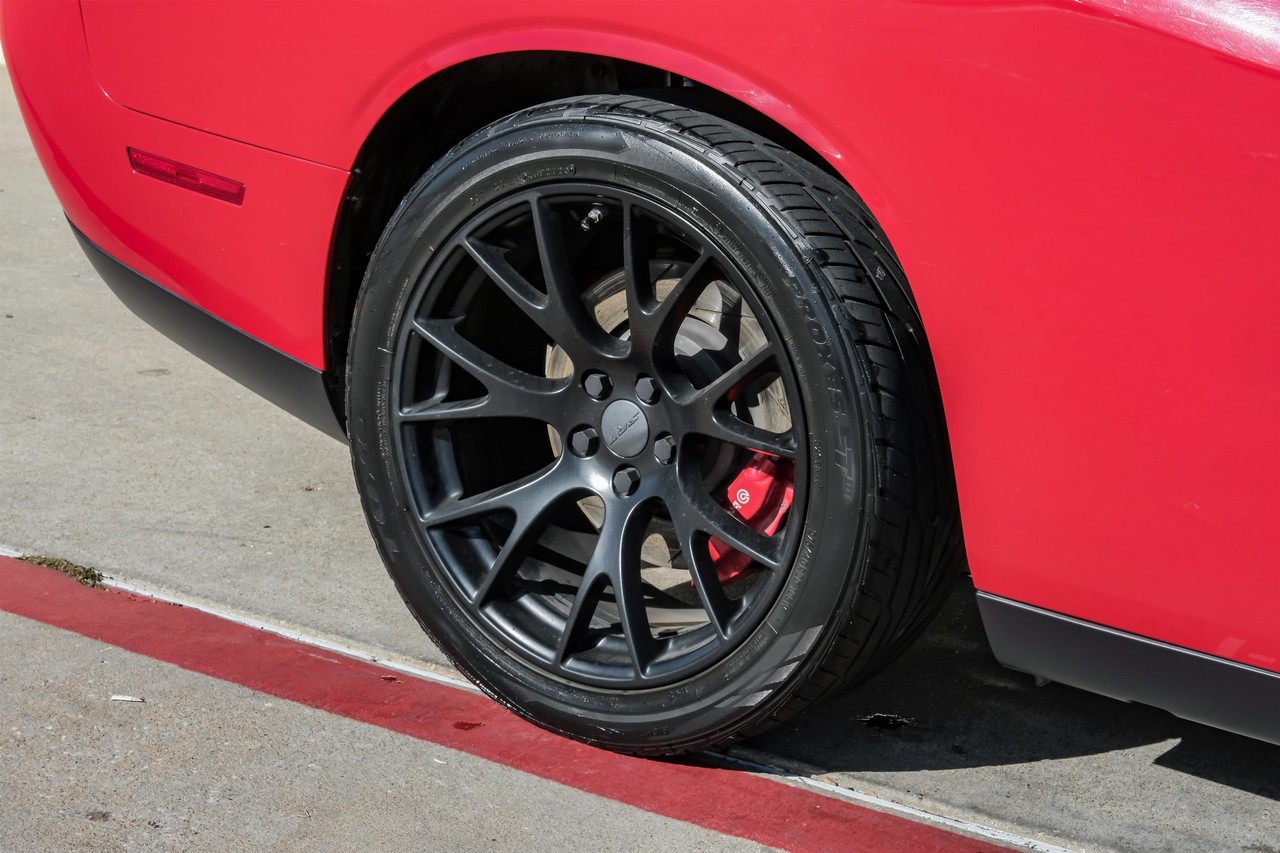 Dodge Challenger Vehicle Main Gallery Image 48