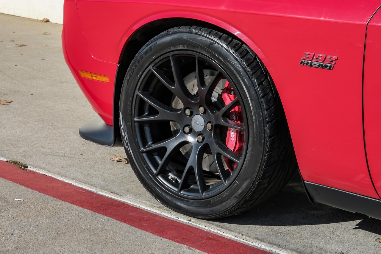 Dodge Challenger Vehicle Main Gallery Image 50