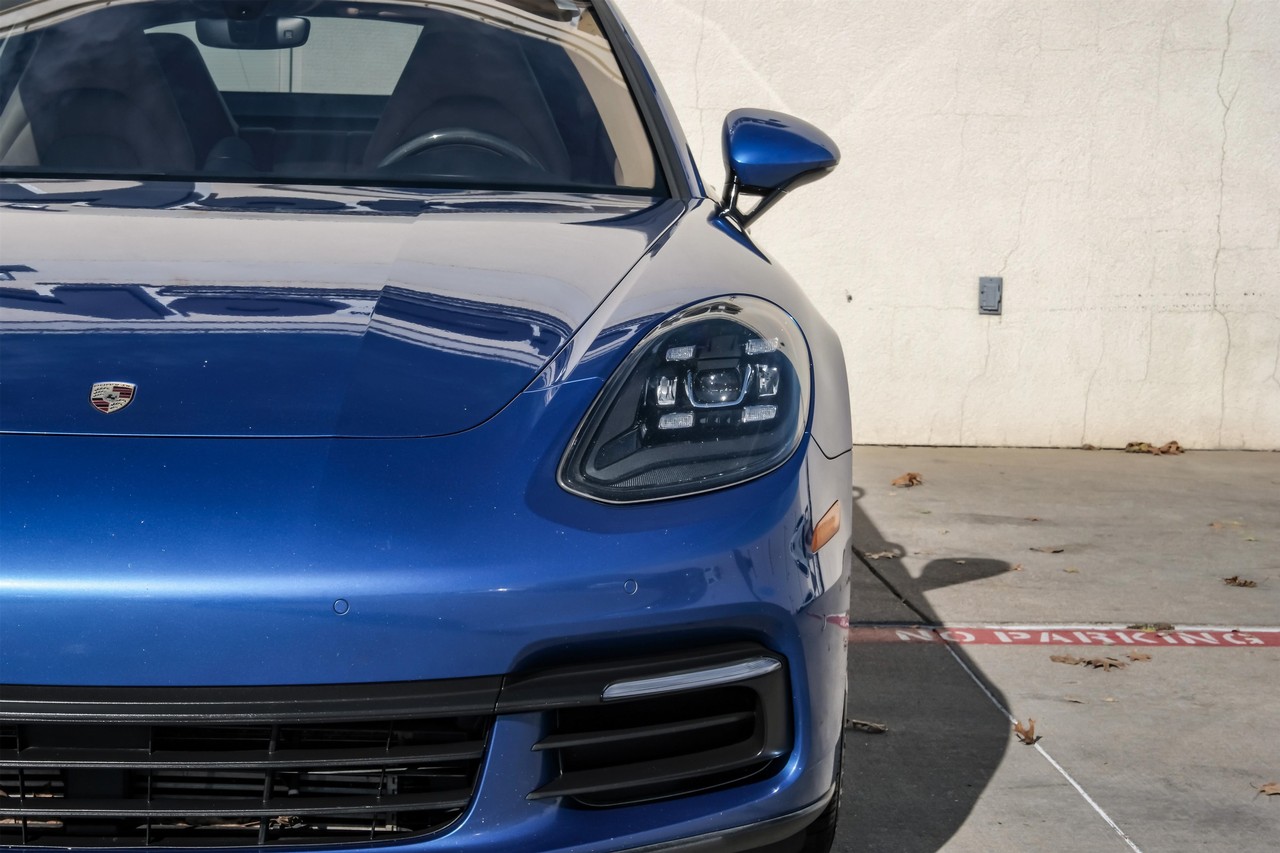 Porsche Panamera Vehicle Main Gallery Image 63