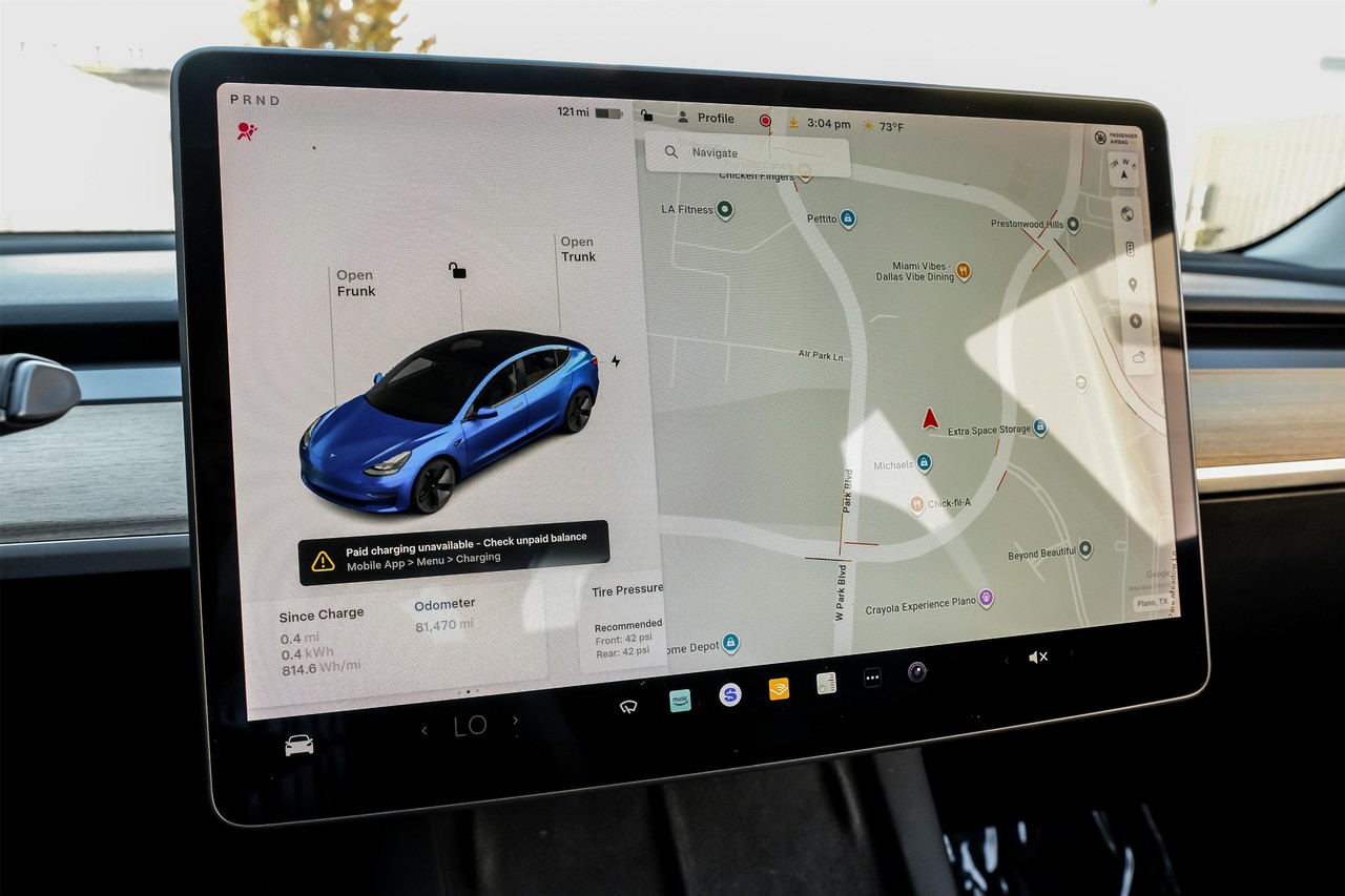 Tesla Model 3 Vehicle Main Gallery Image 21