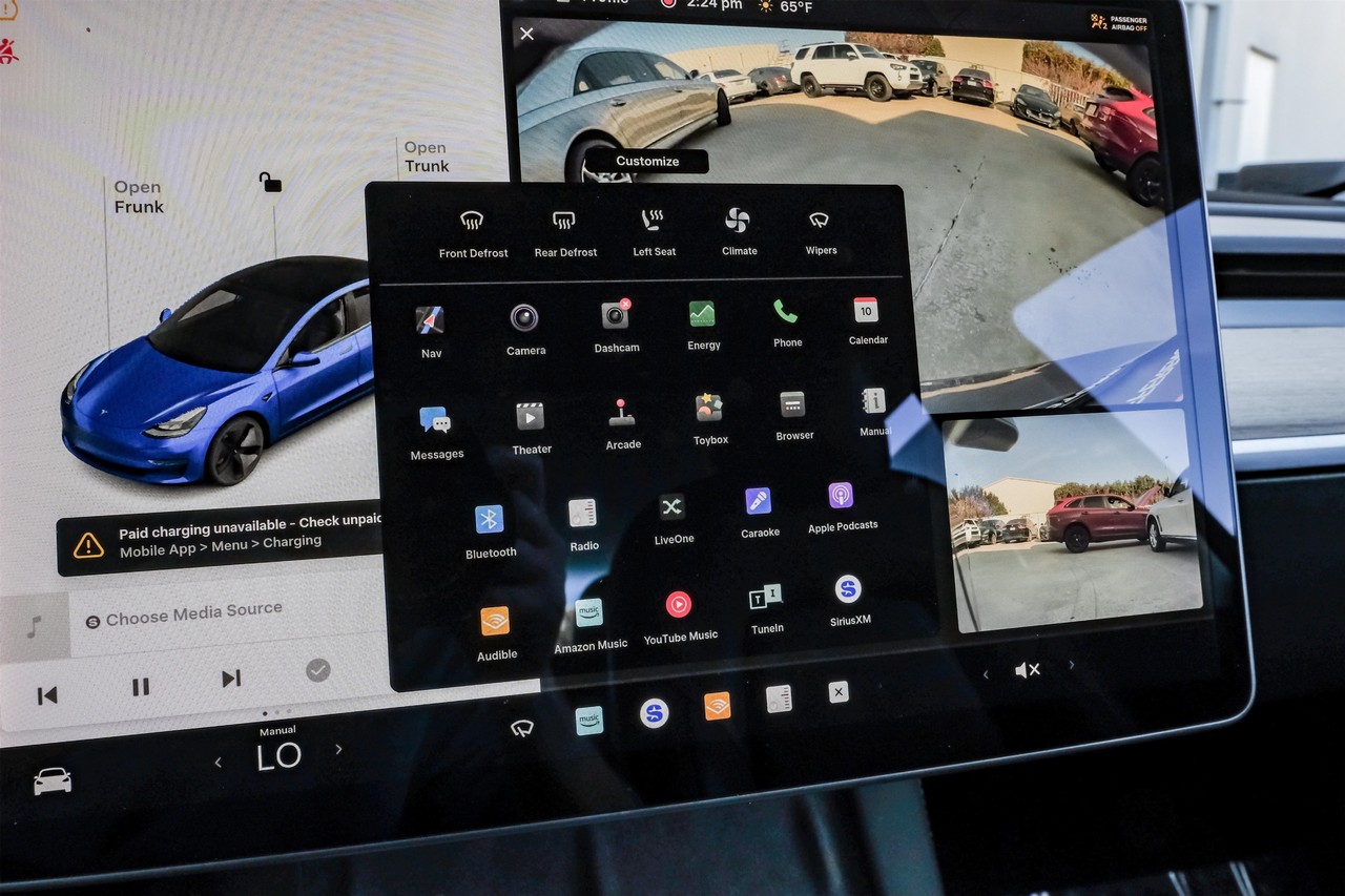 Tesla Model 3 Vehicle Main Gallery Image 29