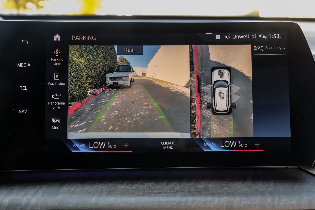 BMW X1 Vehicle Main Gallery Image 25