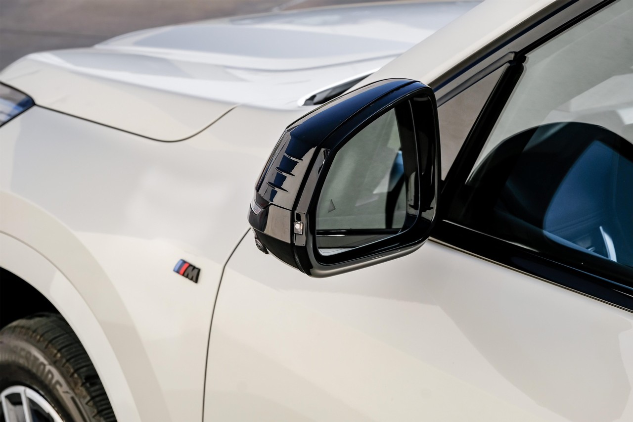 BMW X1 Vehicle Main Gallery Image 47